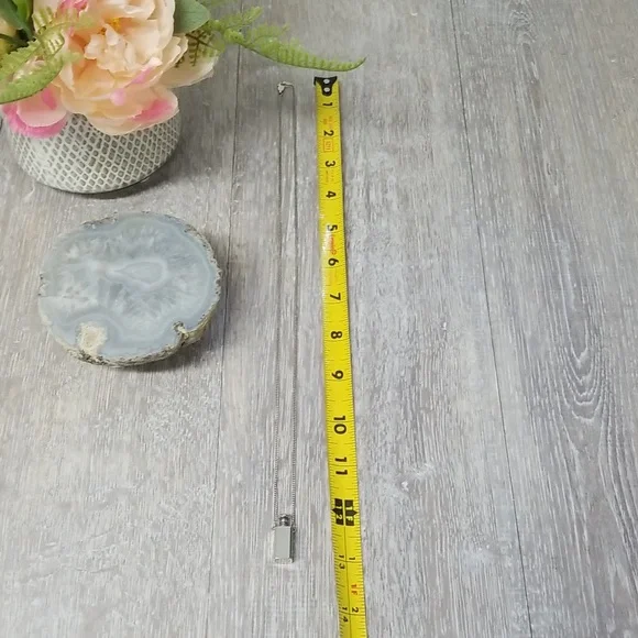 Vintage"Perfume" Bottle Fashion Pendant/Necklace - Picture 10 of 10